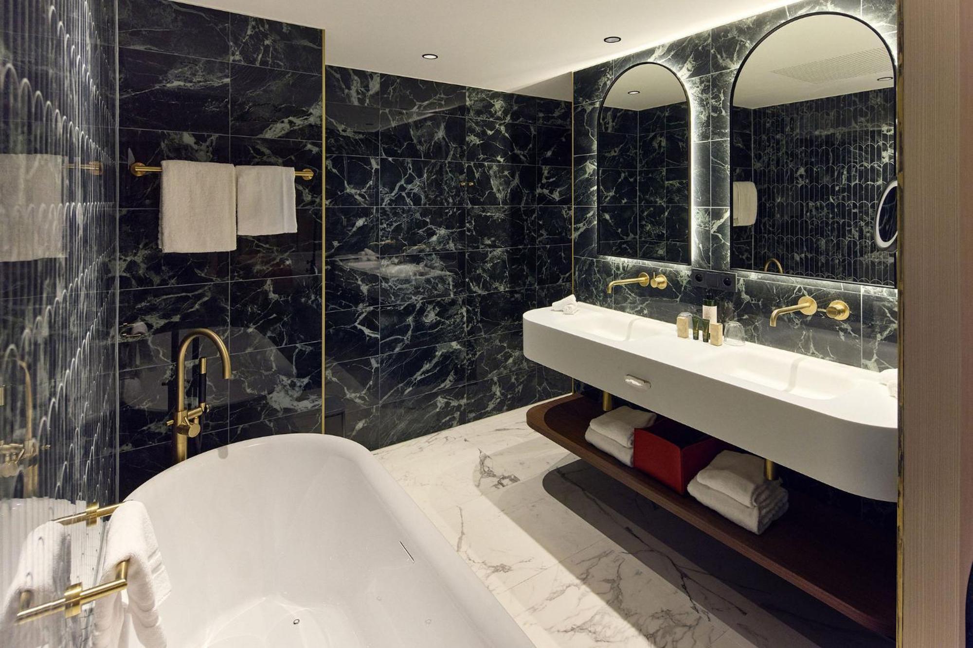 Van Der Valk Hotel Park Lane Antwerpen Exterior photo